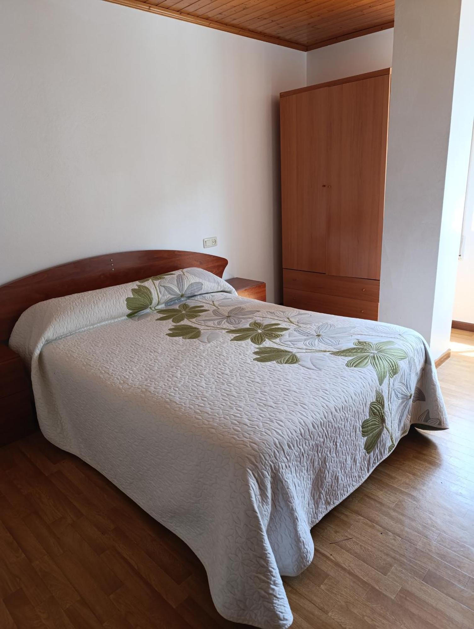 Ibu Beer&Grill Apartment Camarinas Exterior photo